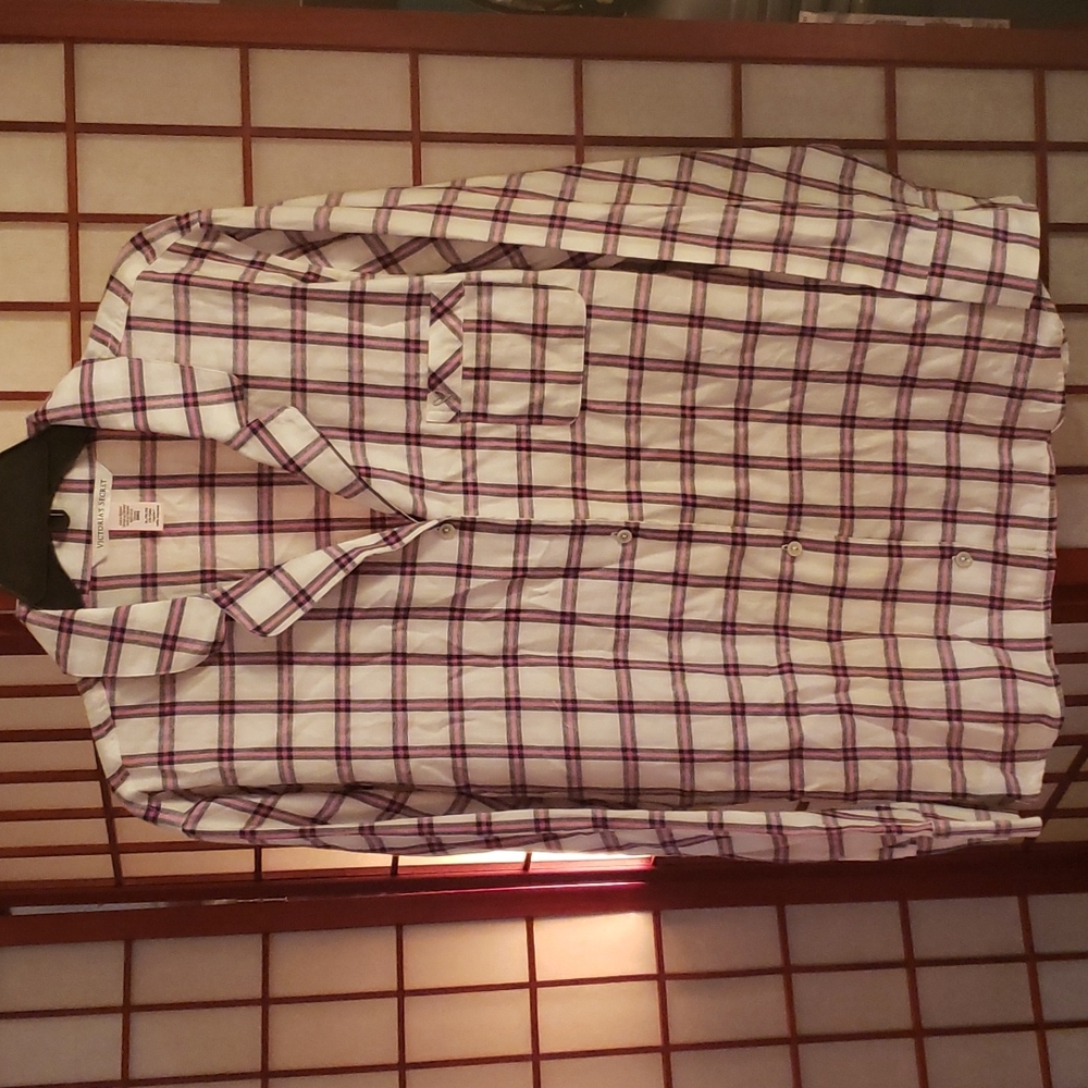 💥3/$10.XL VICTORIA'S SECRET SLEEP SHIRT(TOP ONLY)